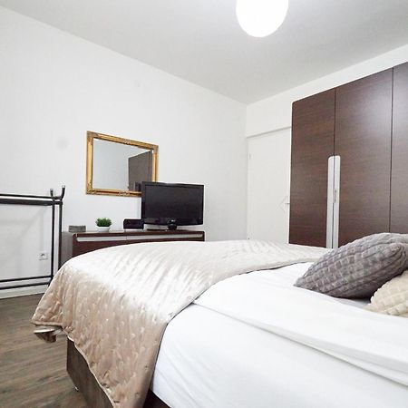 Old Town Elegance Sarajevo Appartement Buitenkant foto