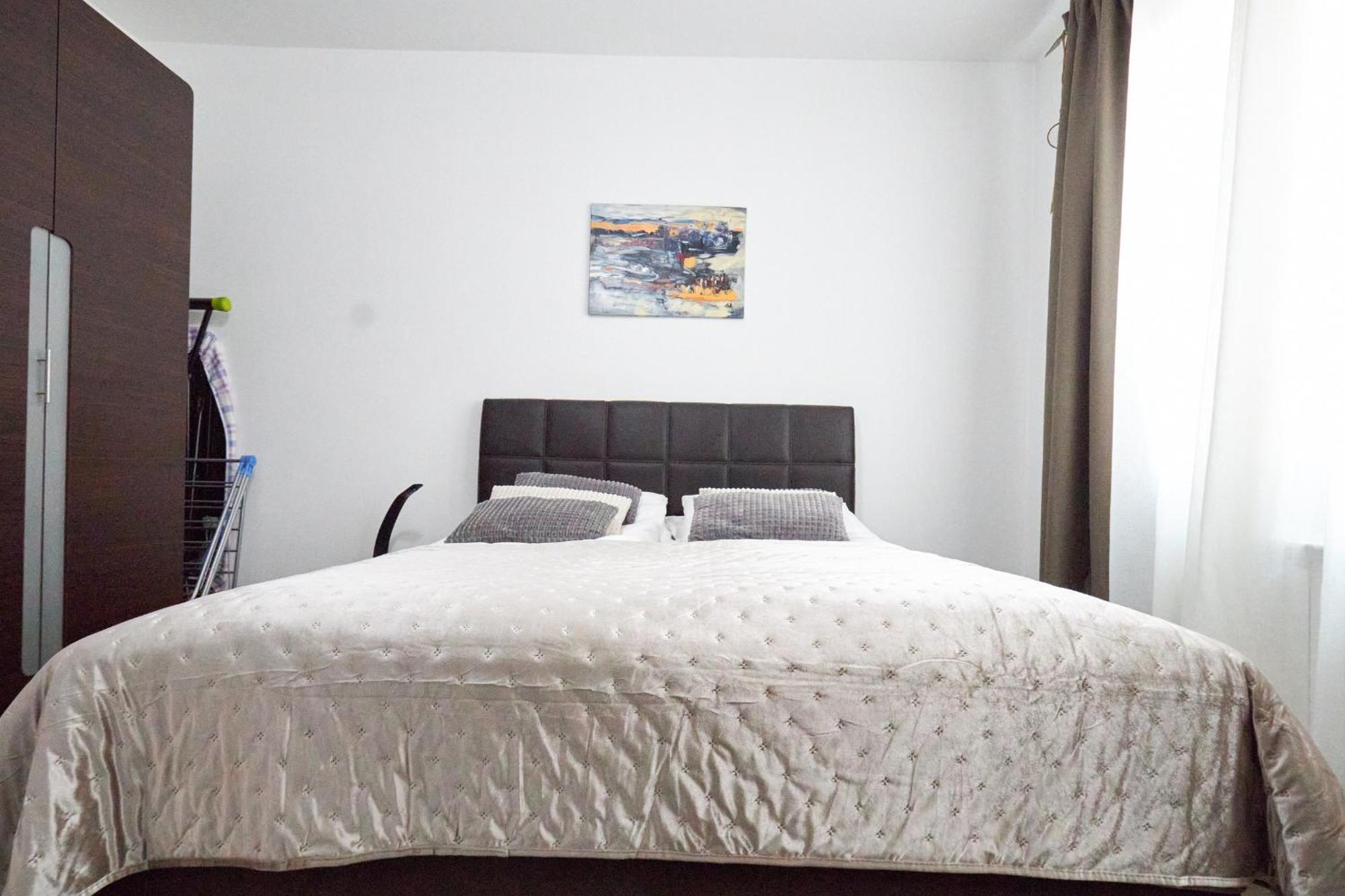 Old Town Elegance Sarajevo Appartement Buitenkant foto