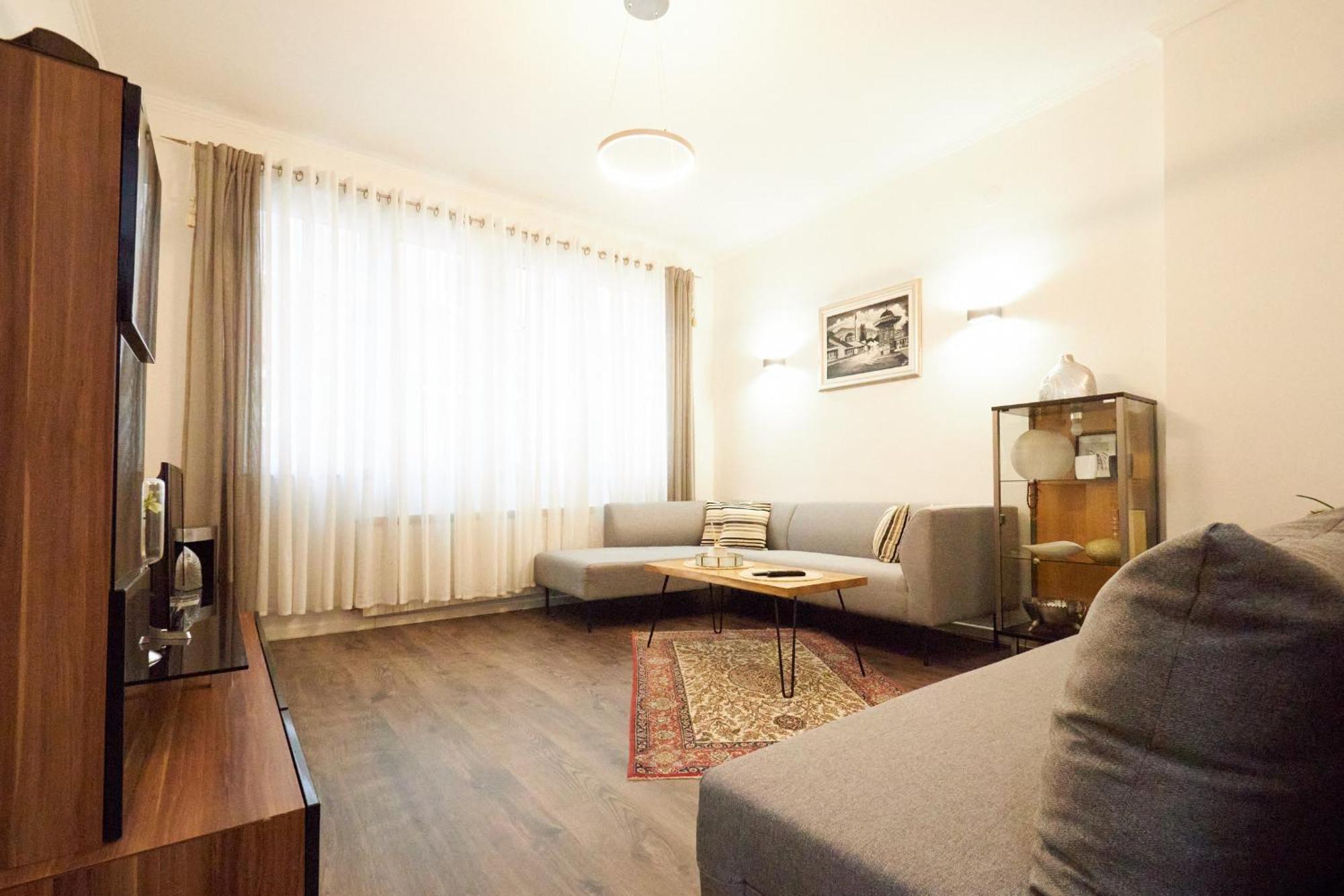 Old Town Elegance Sarajevo Appartement Buitenkant foto
