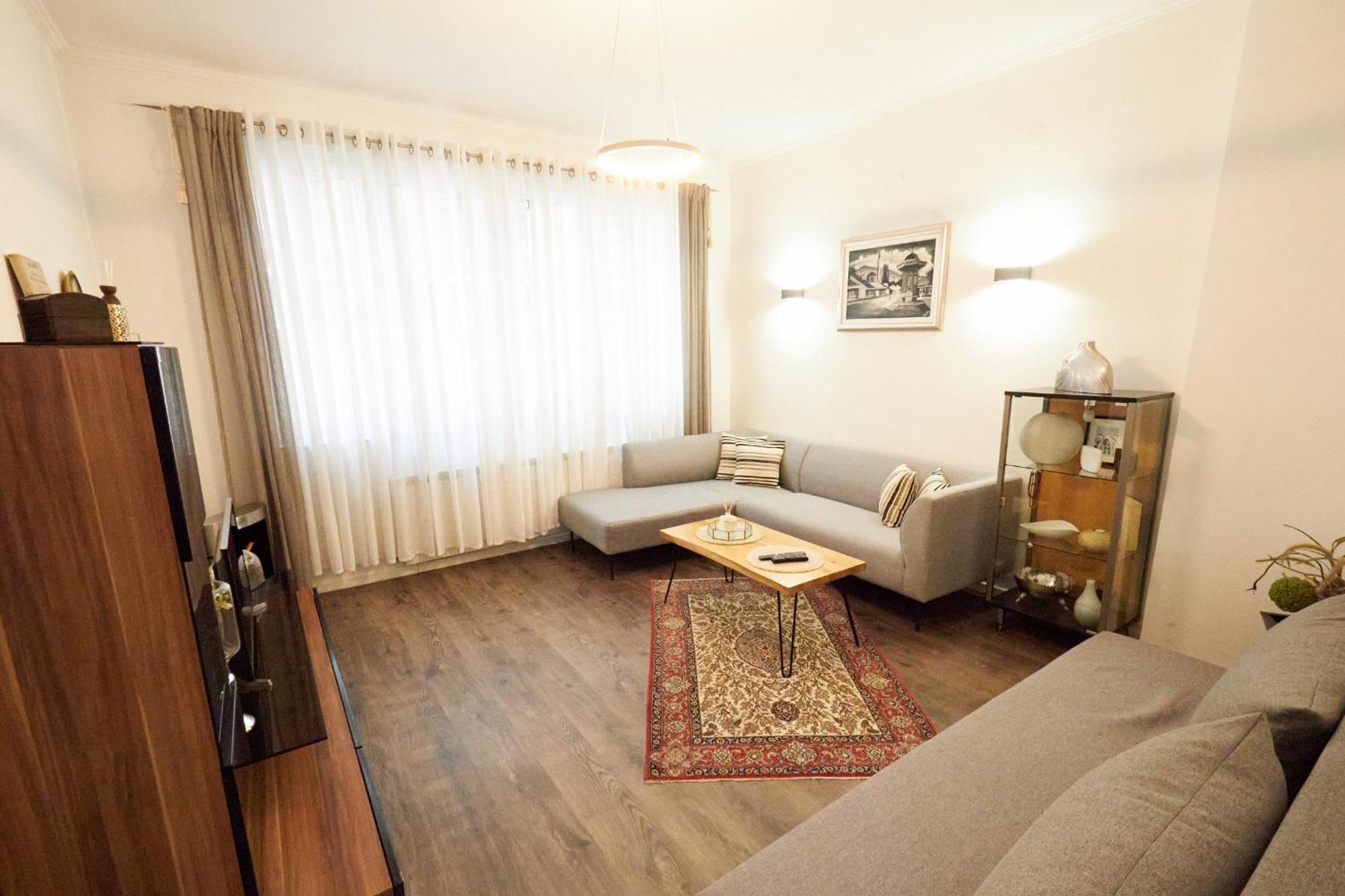 Old Town Elegance Sarajevo Appartement Buitenkant foto